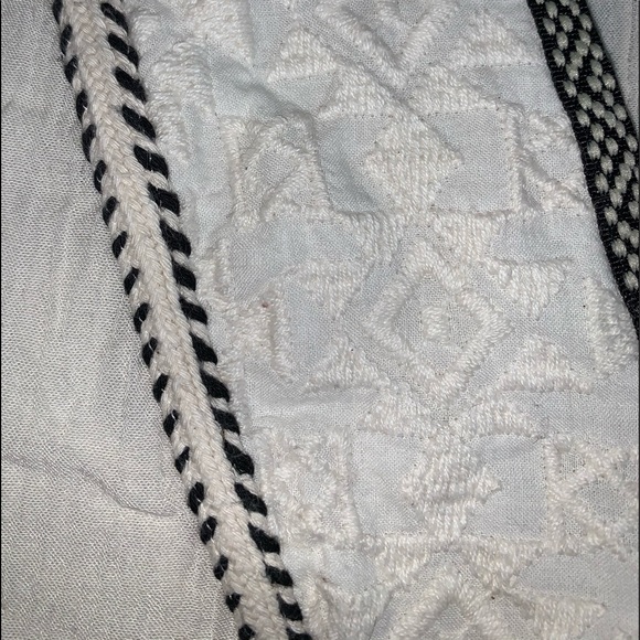 Off White Embroidered Cotton Blouse - Picture 2 of 2